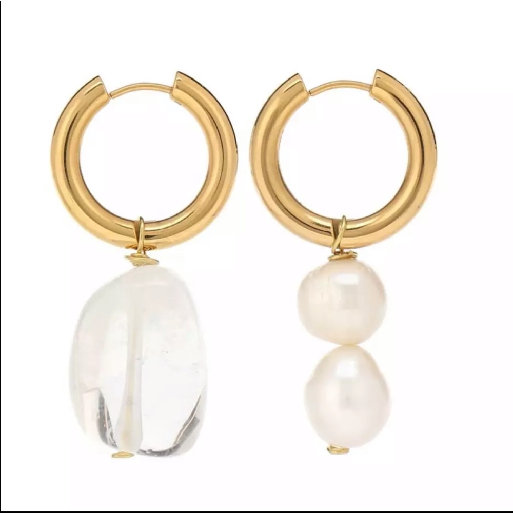 Fresh water pearl drop earrings